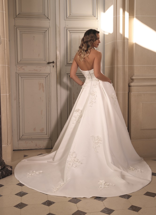 Bruidsjurken Azuree Bridal